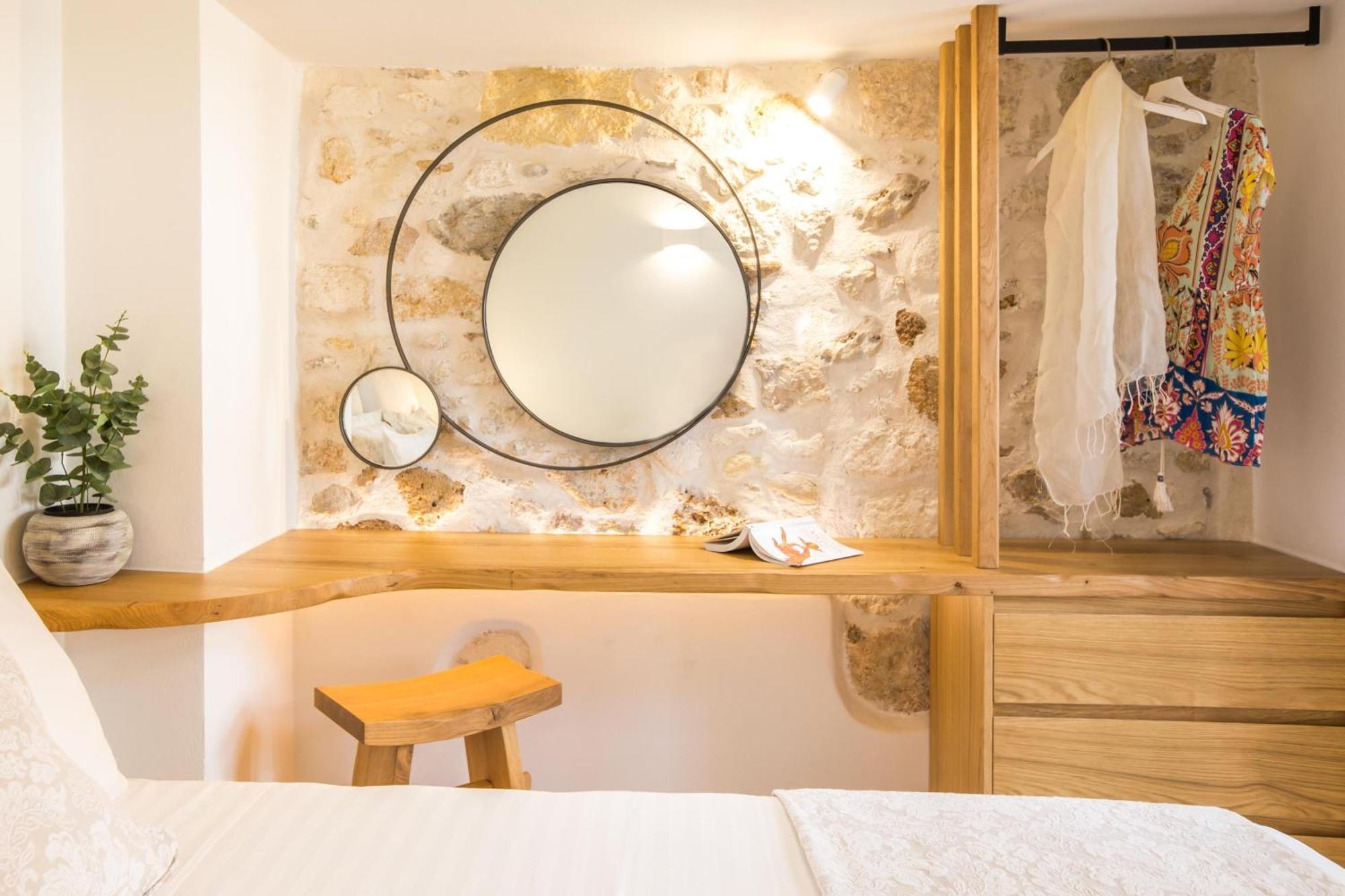 Le Bijou Luxury Upper Suite, roof garden with jacuzzi&unique views! Réthymnon Extérieur photo