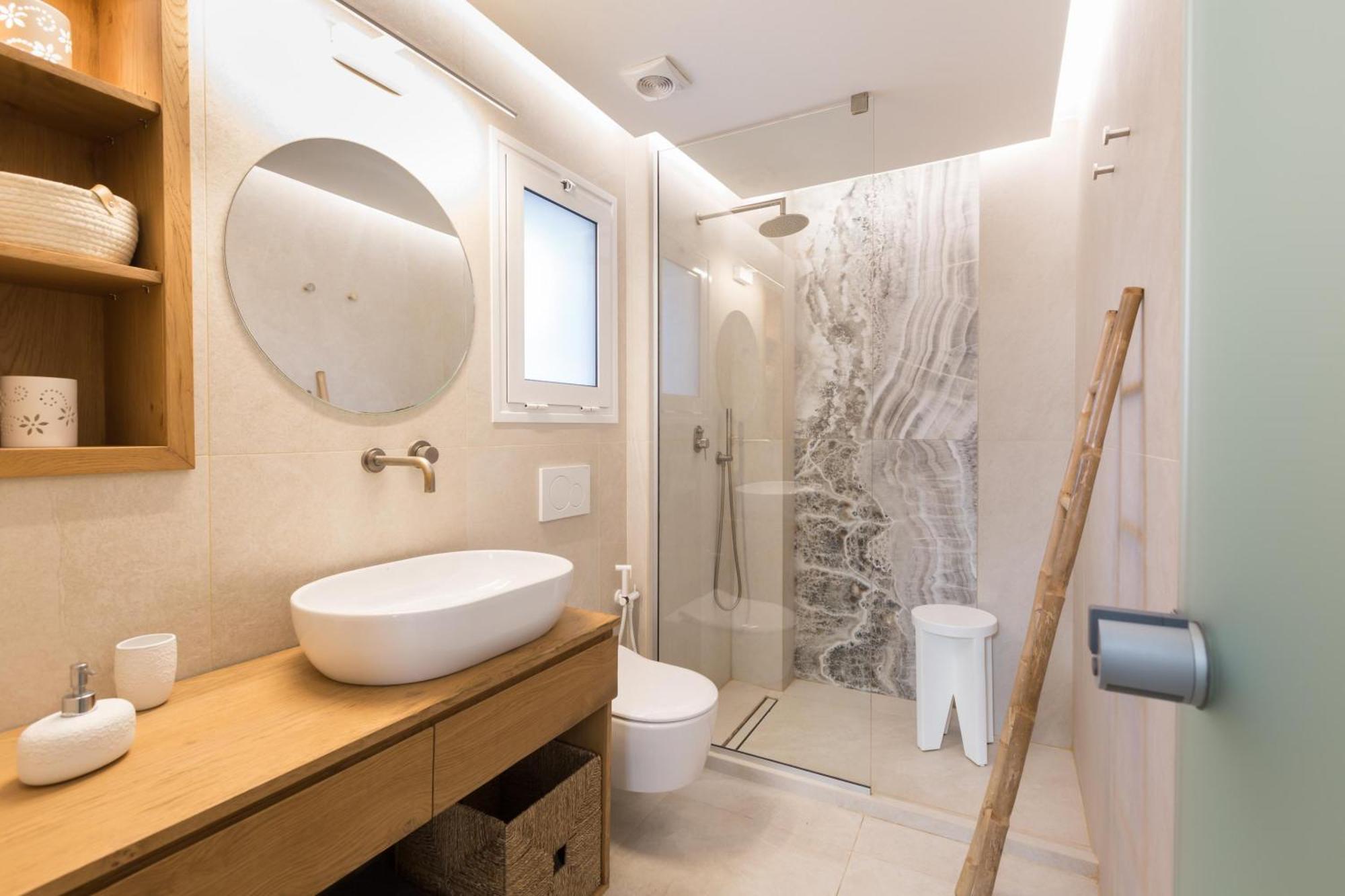 Le Bijou Luxury Upper Suite, roof garden with jacuzzi&unique views! Réthymnon Extérieur photo